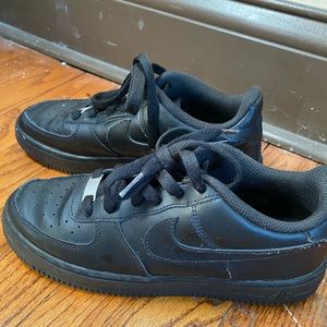5Y Nike Air Force ones